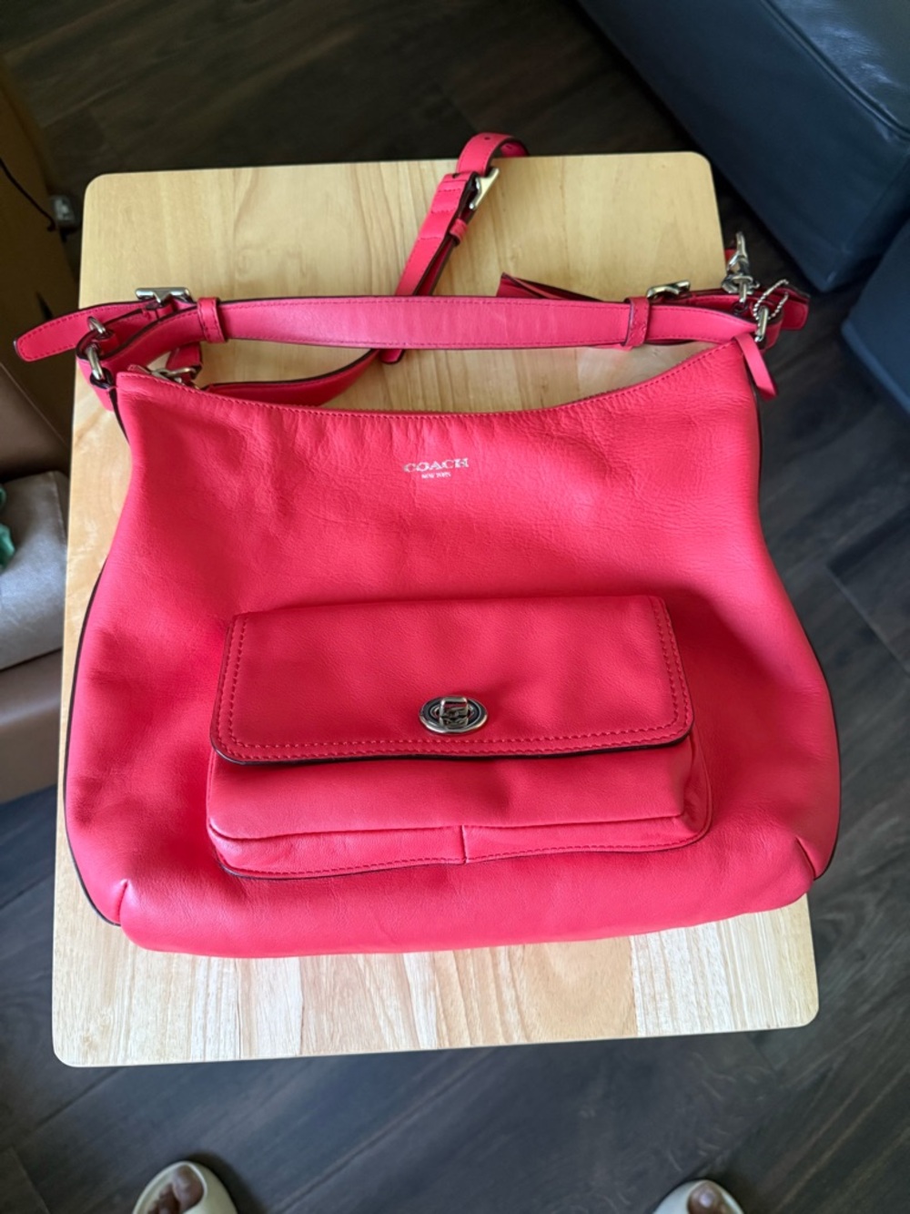 Coach Bright Pink Leather Shoulder Bag with Front Pocket - Picture 4 of 10